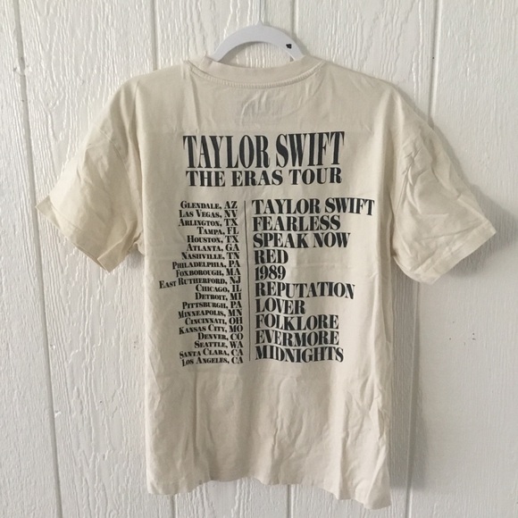 Taylor Swift The Eras Tour Cream Tee Size M - Picture 2 of 6